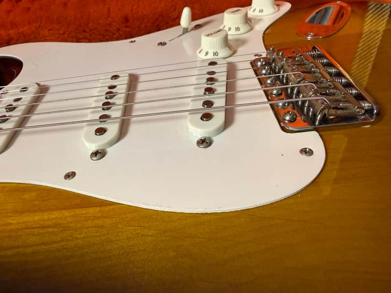 1984 Fender American Vintage '57 Stratocaster - Sunburst - Mint Collector Grade