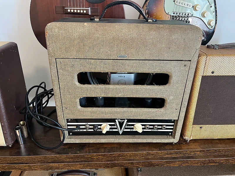 1957 National / Valco Chicagoan Model 1220