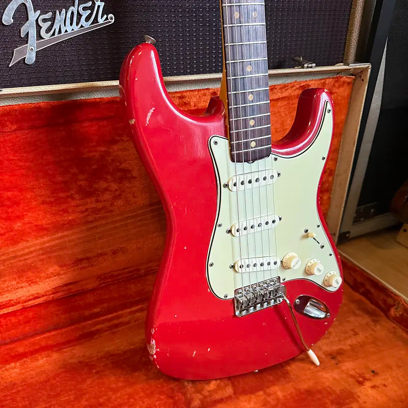 1964 Fender Stratocaster - Dakota Red with Korina Body - 100% Original OHSC