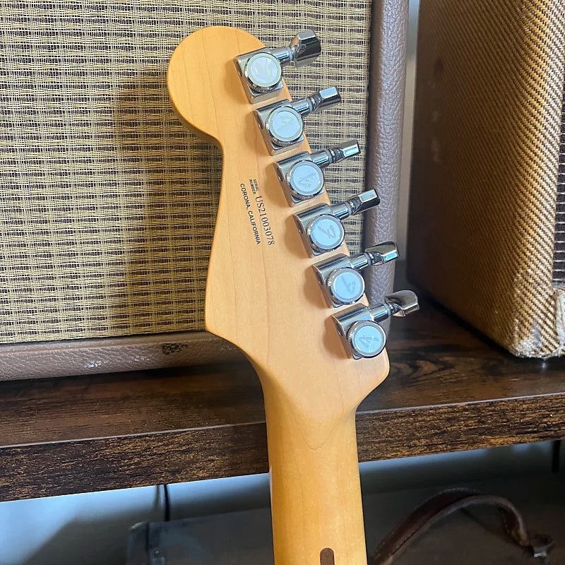 2021 Fender CME Exclusive American Ultra Stratocaster Ebony Fretboard - Plum Metallic
