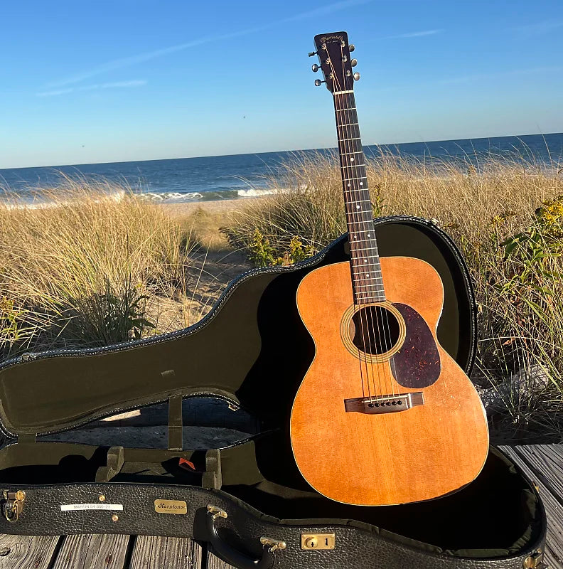 1954 Martin 000-21 w/ Calton Case