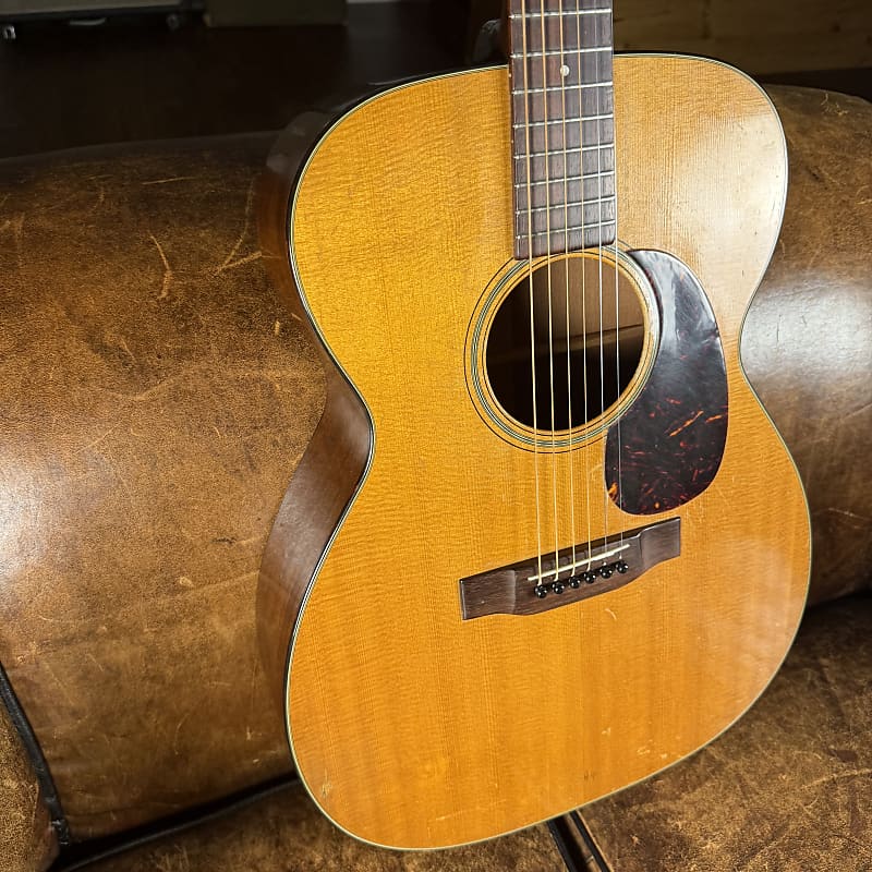 1957 Martin 000-18 - Natural