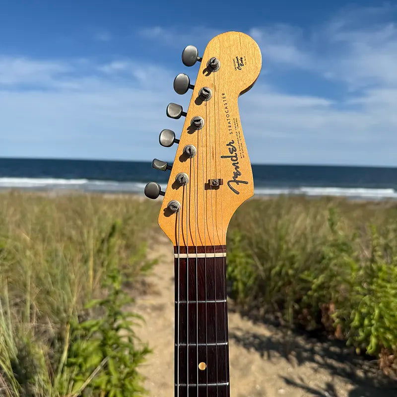 1964 Fender Stratocaster - Three Tone Sunburst - OHSC