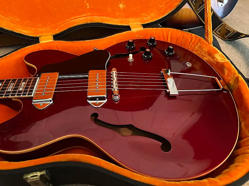Gibson ES-330TD 1968 Sparkling Burgundy Metallic Near Mint Hang Tags OHSC
