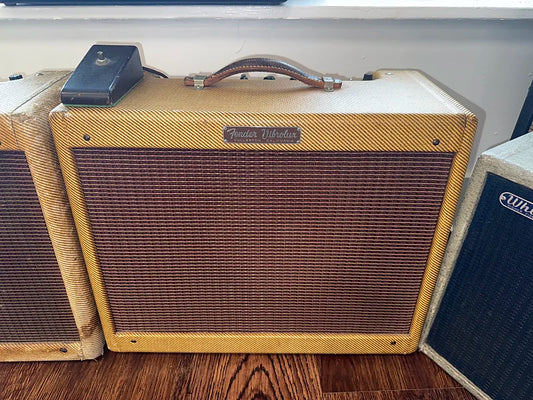 1959 Fender Vibrolux 5F11 Narrow Panel 10-Watt 1x10" Guitar Combo - Tweed