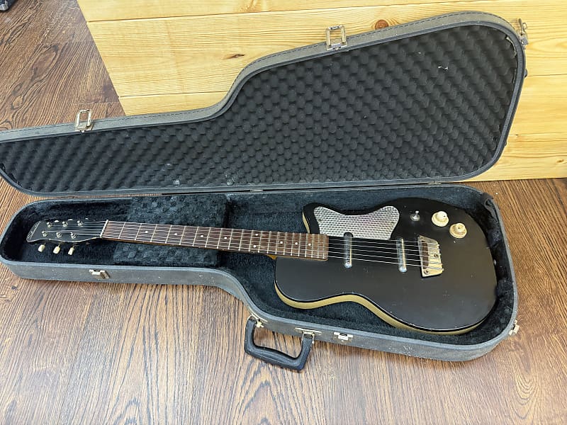 1957 Silvertone Danelectro U-2 - Black
