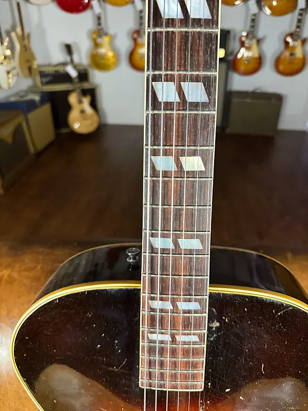 1946 Gibson L-7 - Sunburst