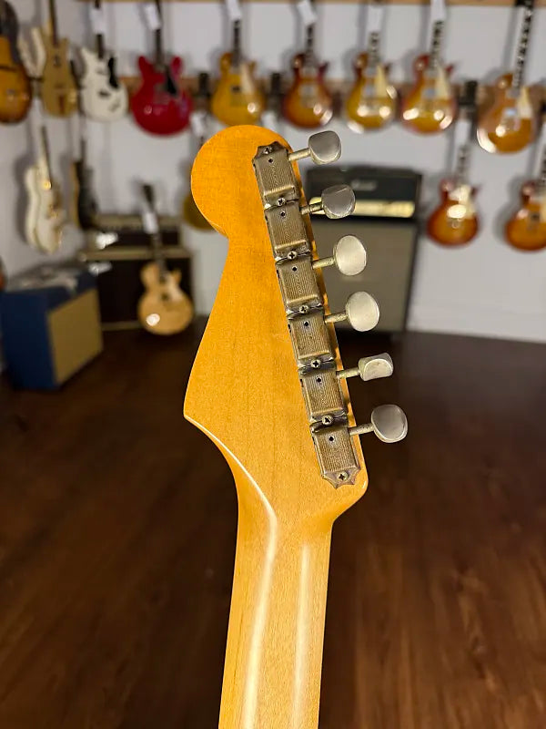 1964 Fender Stratocaster - Three Tone Sunburst - OHSC