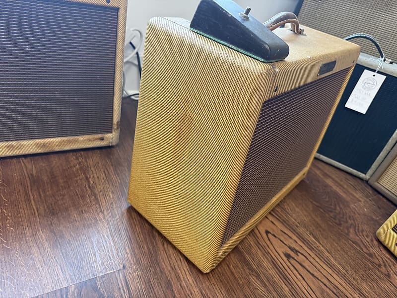1959 Fender Vibrolux 5F11 Narrow Panel 10-Watt 1x10" Guitar Combo - Tweed