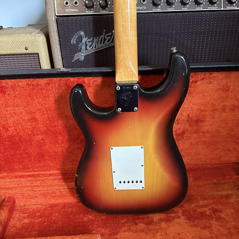 1968 Fender Stratocaster - Three-Tone Sunburst - 100% Original - OHSC