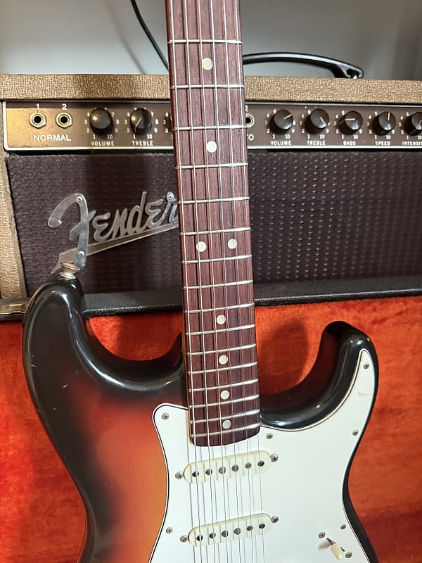 1968 Fender Stratocaster - Three-Tone Sunburst - 100% Original - OHSC