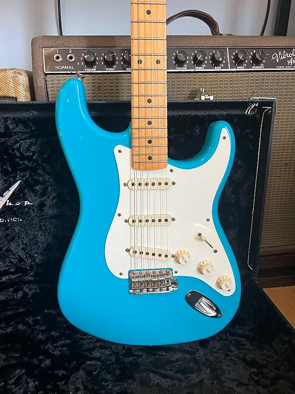 2015 Fender Custom Shop Limited Edition 1956 Stratocaster Relic - Taos Turquoise