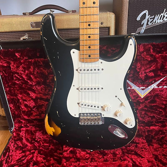 2007 Fender Custom Shop 1956 Stratocaster Relic - Black Over Sunburst