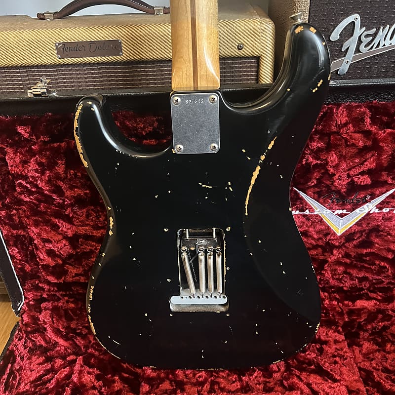 2007 Fender Custom Shop 1956 Stratocaster Relic - Black Over Sunburst