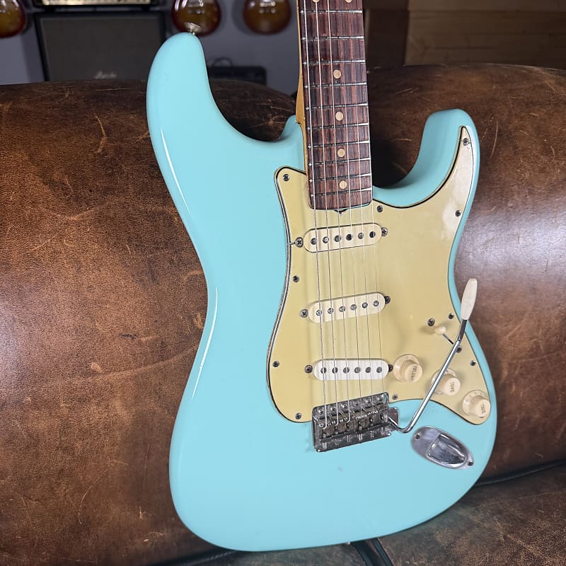 1962 Fender Stratocaster - Daphne Blue Refin
