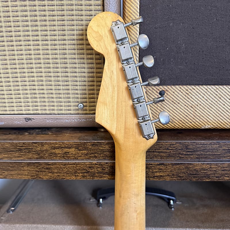 1964 Fender Stratocaster - Dakota Red with Korina Body - 100% Original OHSC