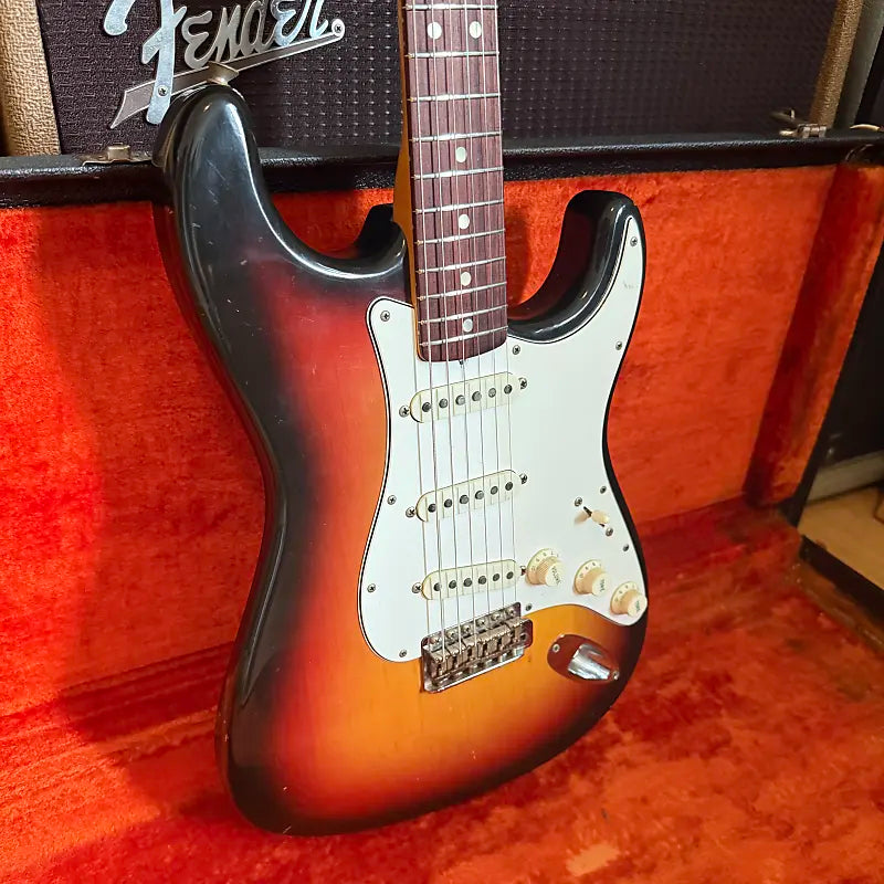 1968 Fender Stratocaster - Three-Tone Sunburst - 100% Original - OHSC