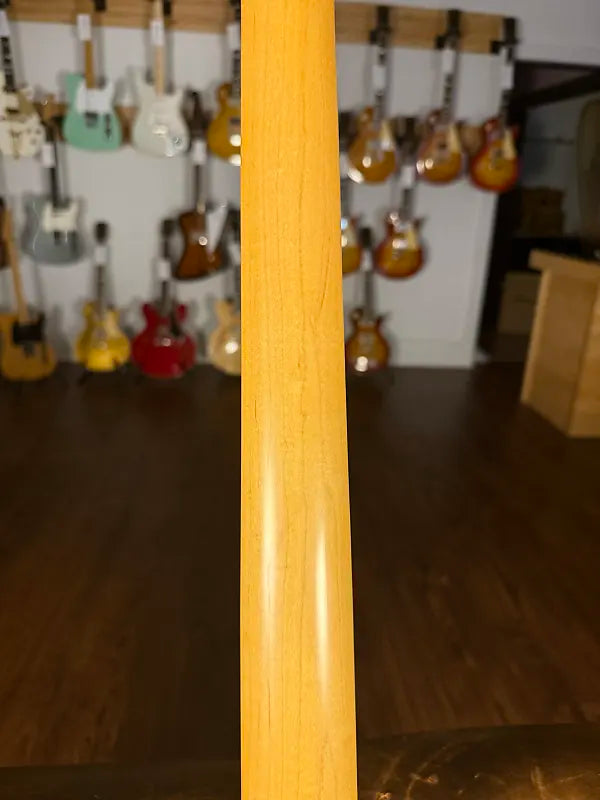 1996 Fender American Deluxe Precision Bass with Maple Fretboard - White Blonde - OHSC