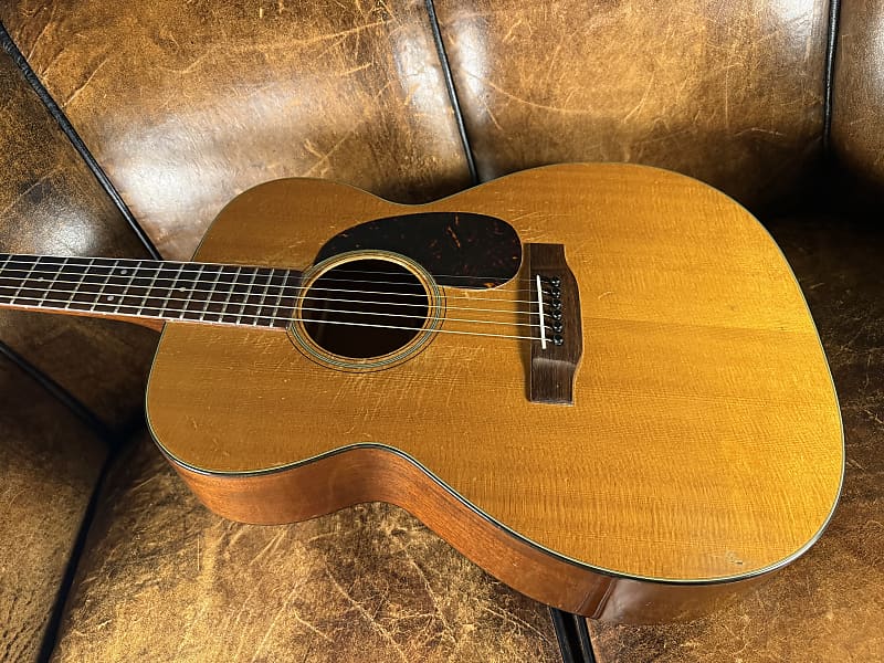 1957 Martin 000-18 - Natural
