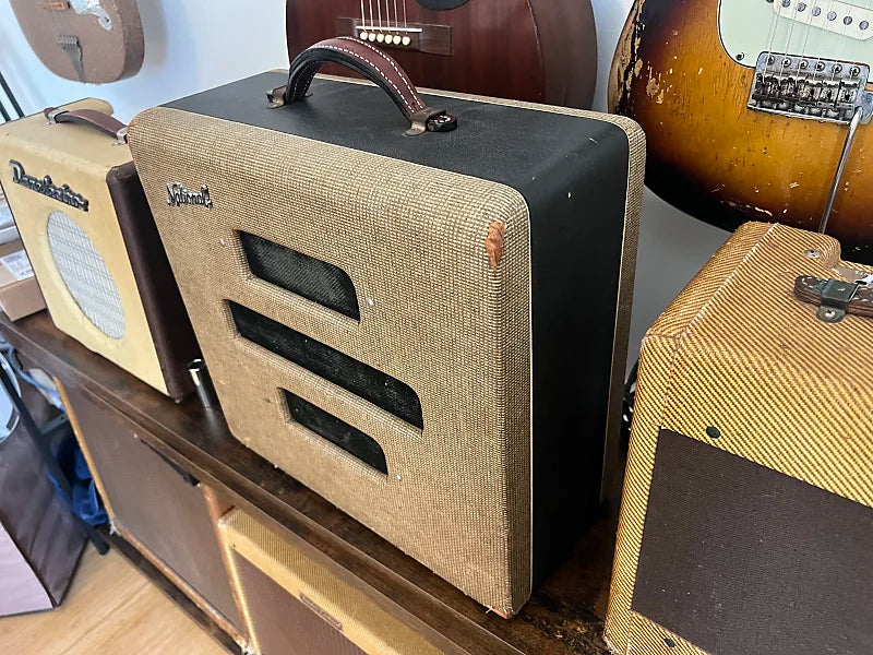 1957 National / Valco Chicagoan Model 1220