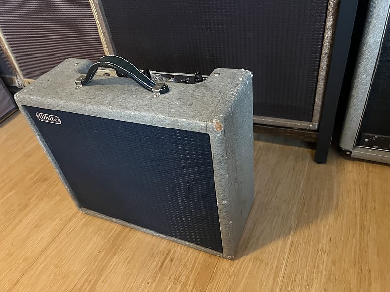 1961 White Model 80 - Made by Fender