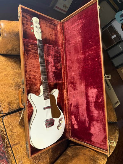 1960's Danelectro 6026 DC-2 Deluxe Double Pickup Shorthorn - White