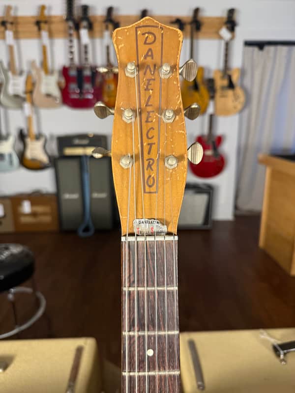 1965 Danelectro Convertible Single Pickup - Blonde