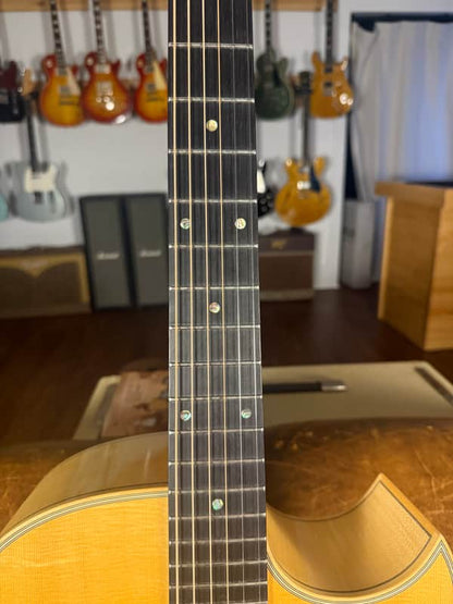 1997 Froggy Bottom Jumbo Acoustic - Natural