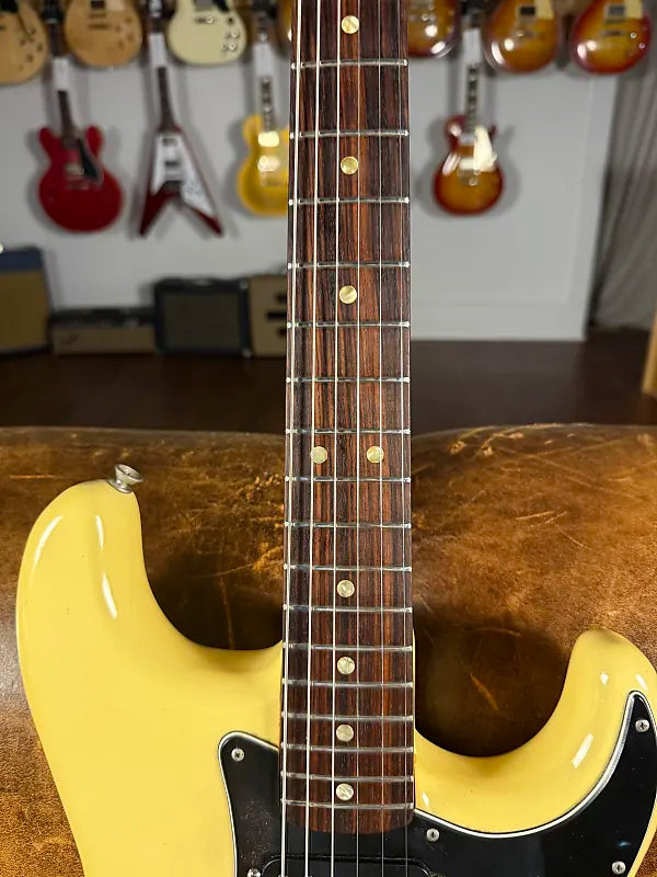 1978 Fender Stratocaster with Rosewood Fretboard - Olympic White