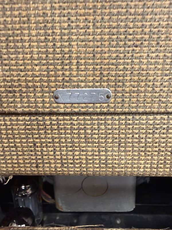 1957 National / Valco Chicagoan Model 1220