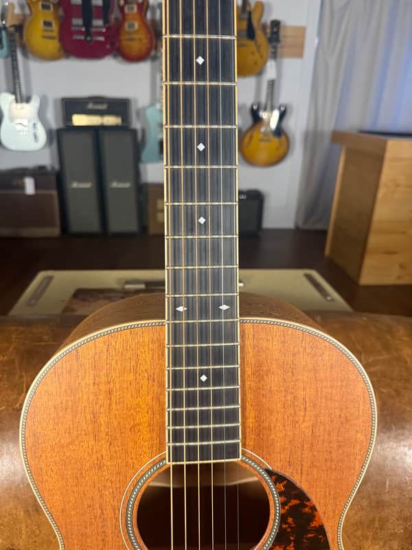 2015 Larrivee Legacy Series 000-40  - Natural