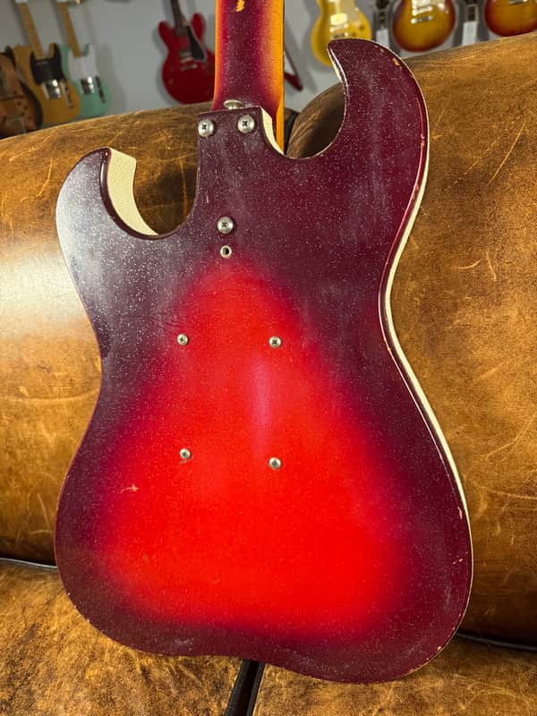 1965 Silvertone 1457 - Burst