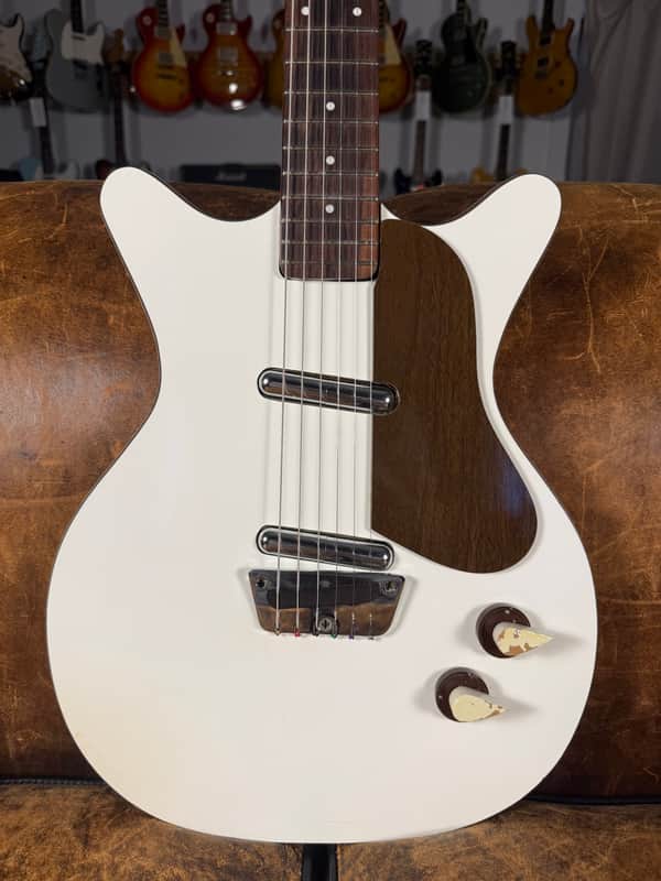 1960's Danelectro 6026 DC-2 Deluxe Double Pickup Shorthorn - White