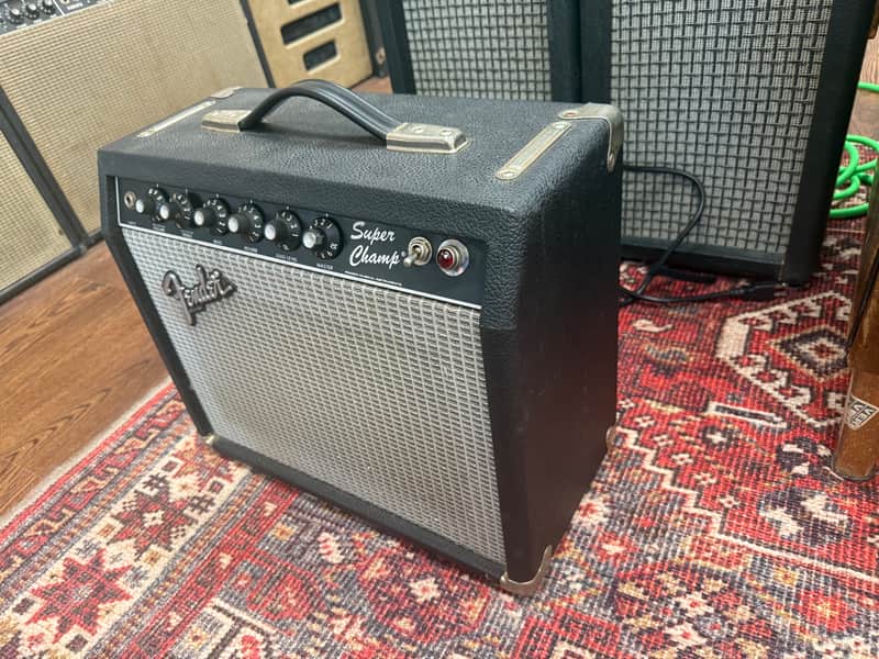 1984 Fender Super Champ EV Version 18-Watt 1x10" Guitar Combo - Black