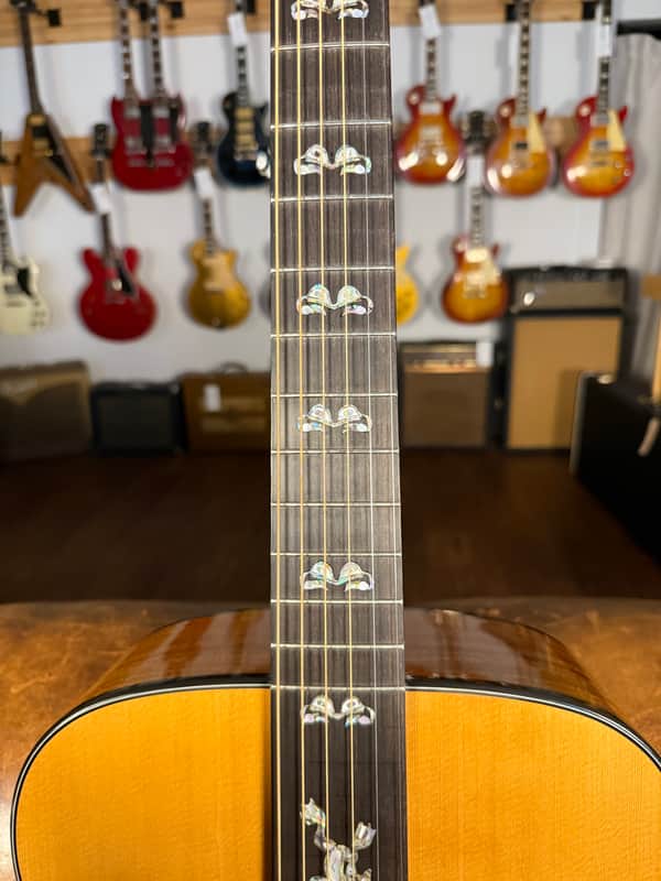 Haida Gwaii Custom Acoustic Guitar - Natural - 1 of 70