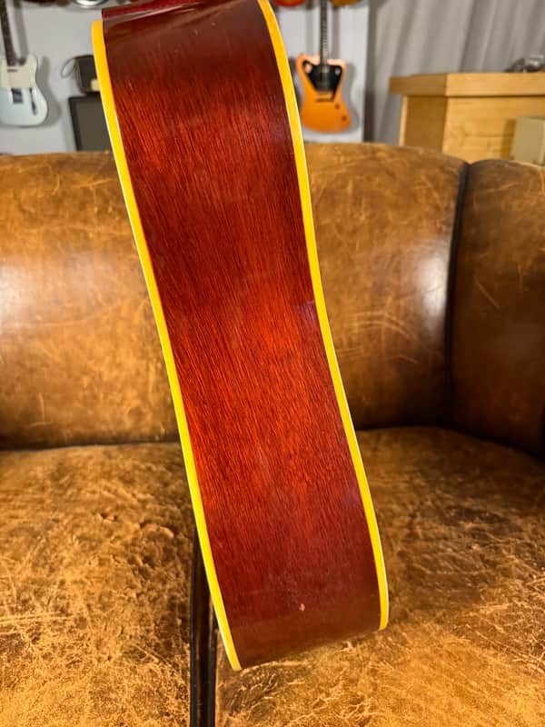 1969 Gibson Hummingbird - Cherry Sunburst