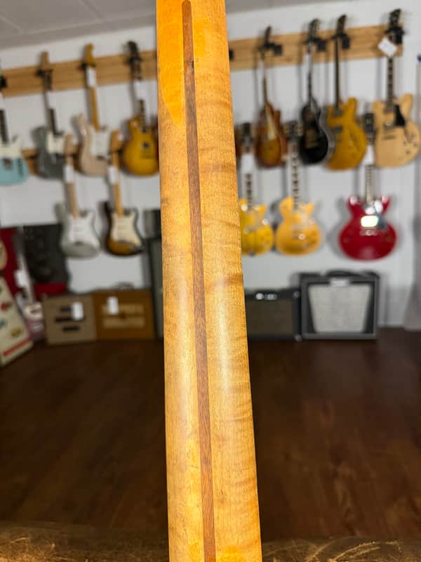 1954 Fender Precision Bass - Blonde