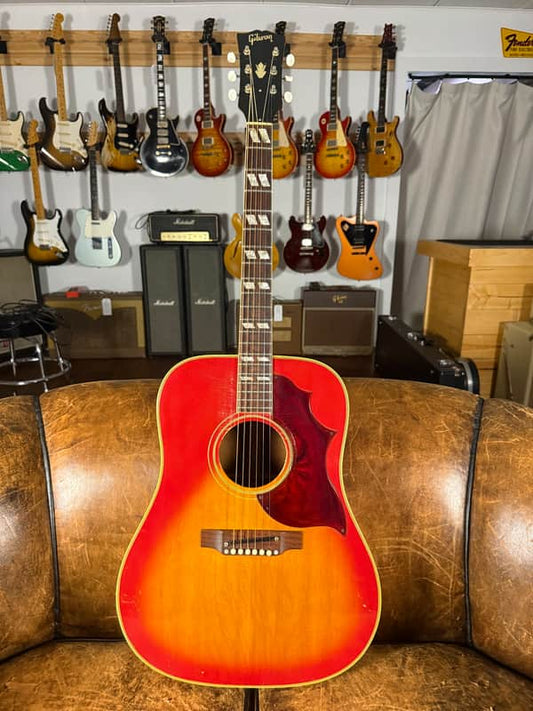 1969 Gibson Hummingbird - Cherry Sunburst