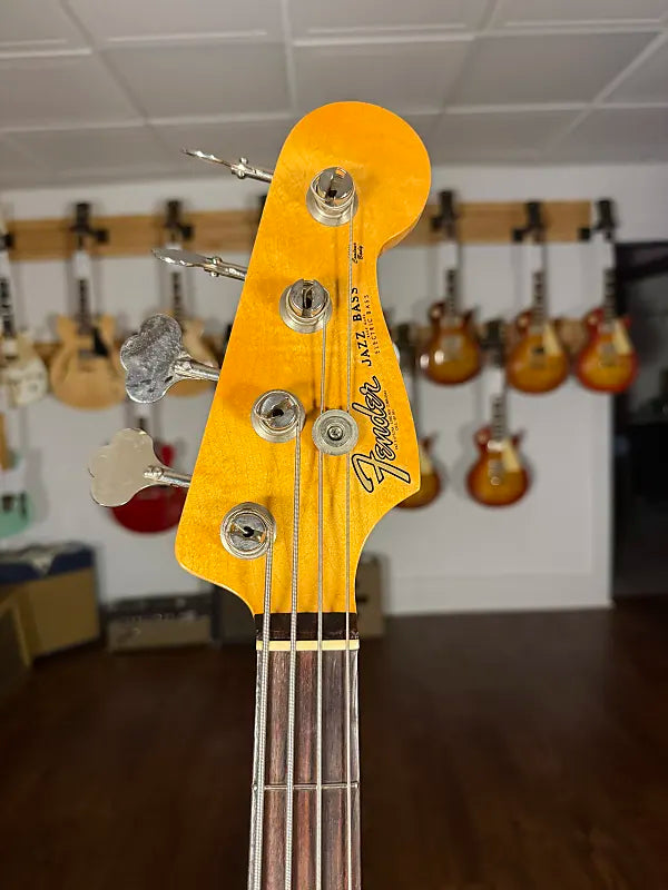 2006 Fender American Vintage Reissue ‘62 Jazz Bass - Sunburst - Stackpole