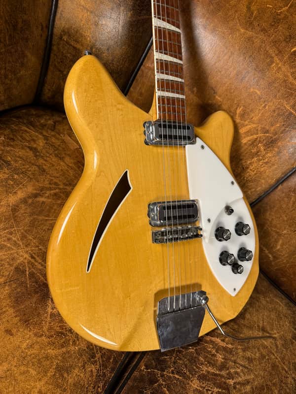 1967 Rickenbacker 365 NS - Mapleglo