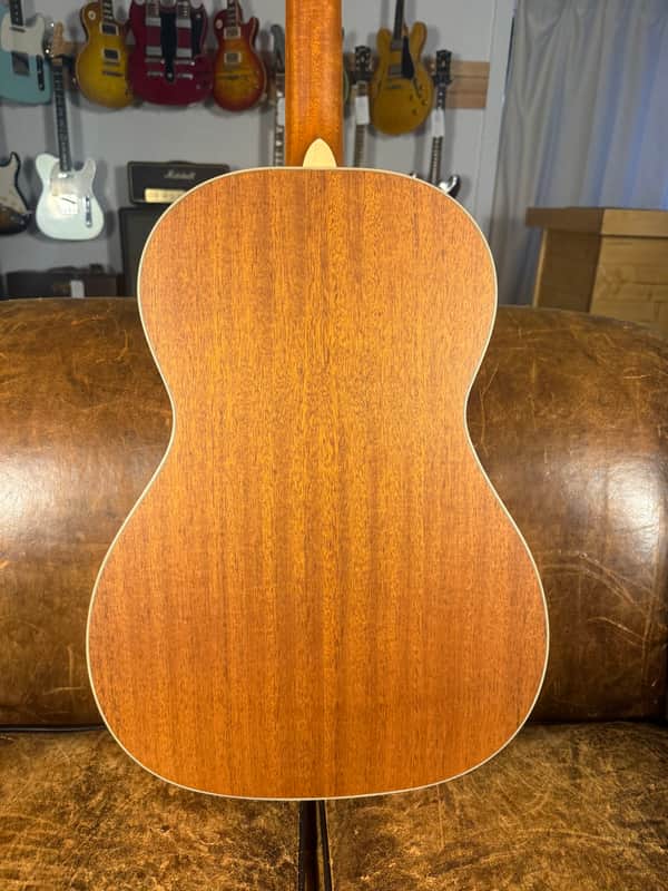2015 Larrivee Legacy Series 000-40  - Natural