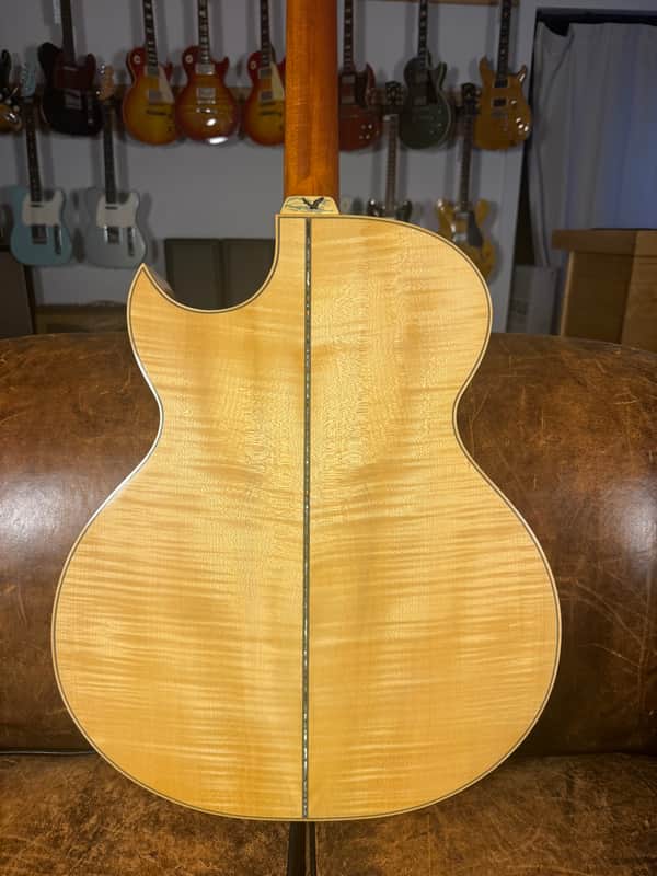 1997 Froggy Bottom Jumbo Acoustic - Natural
