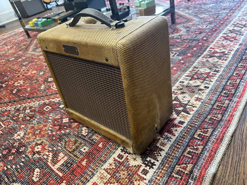 1960 Fender Champ 5F1 Narrow Panel 5-Watt 1x8" Guitar Combo - Tweed