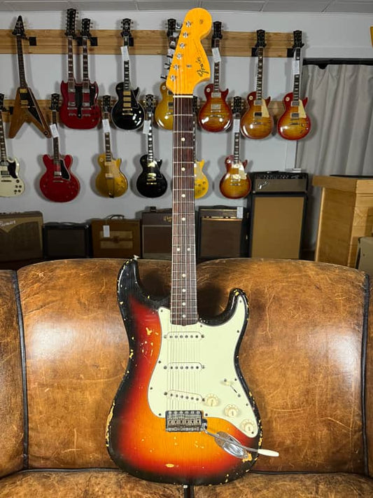 1967 Fender Stratocaster with Rosewood Fretboard - Sunburst