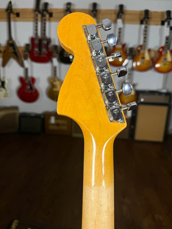 1967 Fender Stratocaster with Rosewood Fretboard - Sunburst