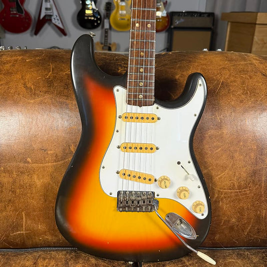 1966 Fender Stratocaster - Sunburst Refin