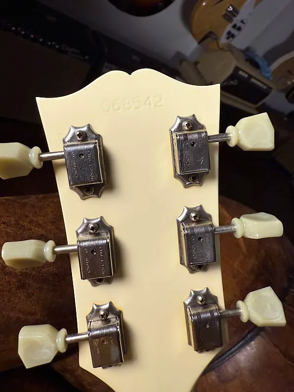 2007 Gibson Custom Shop SG Standard - Alpine White VOS