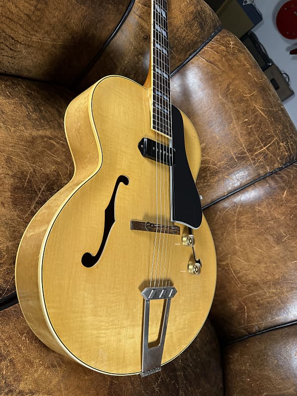 1948 Gibson ES-300 - Natural