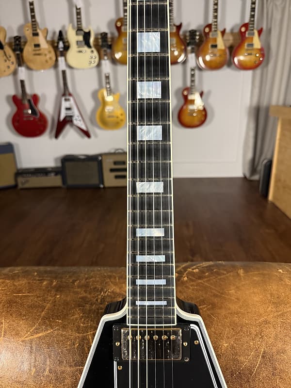 2017 Gibson Custom Shop Flying V Custom - Black