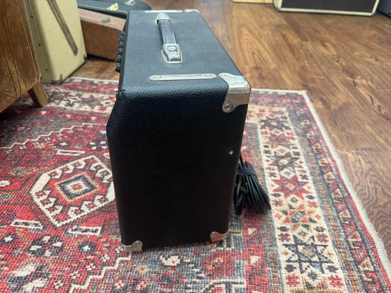 1982 - 1986 Fender Super Champ 18-Watt 1x10" Guitar Combo - Black